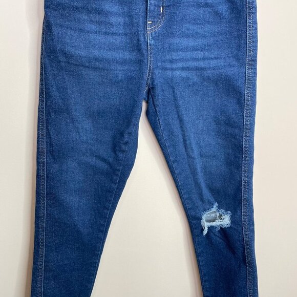 Levi's High Rise‎ Skinny Jeans Size 2 or 26 Distressed Frayed Hem - Picture 3 of 9